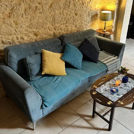 250 Yo Tal-bambinu Boutique