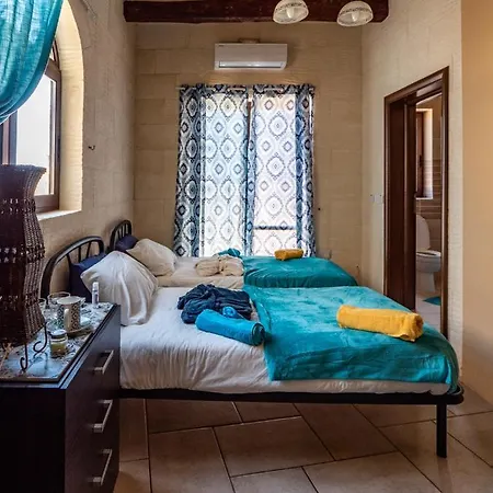 250 Yo Tal-bambinu Boutique Holiday home Xaghra