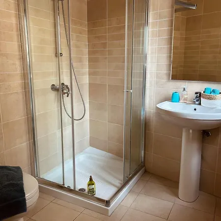 250 Yo Tal-bambinu Boutique Xagħra