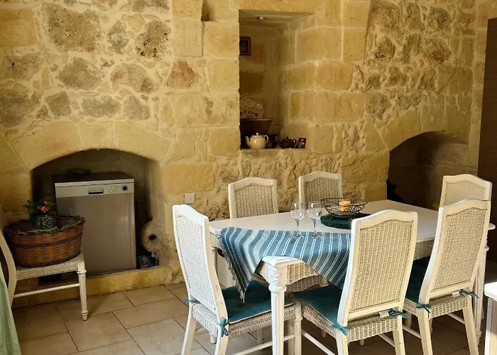 250 Yo Tal-bambinu Boutique *